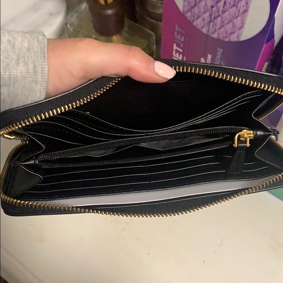 Saffiano Continental Wallet - Marc Jacobs - Picture 2 of 3